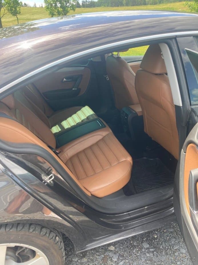 2010 Volkswagen PASSAT CC - 10