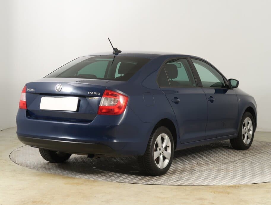 2014 Škoda RAPID - 7