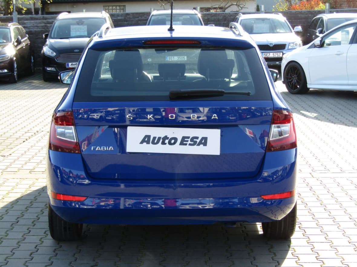 2021 Škoda FABIA - 5