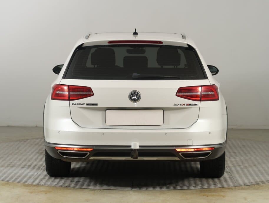2015 Volkswagen PASSAT - 6