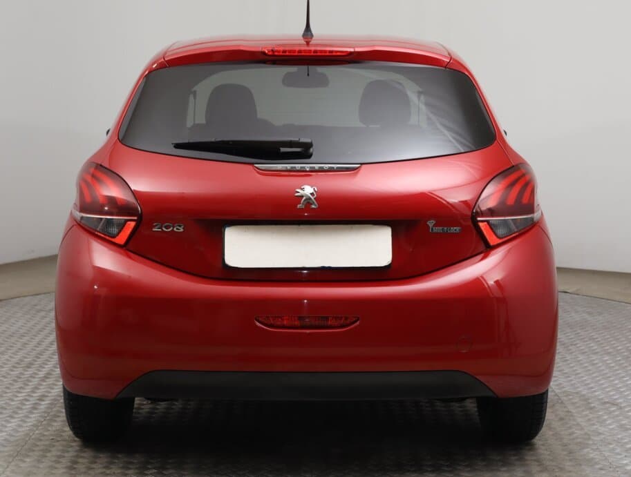 2015 Peugeot 208 - 6