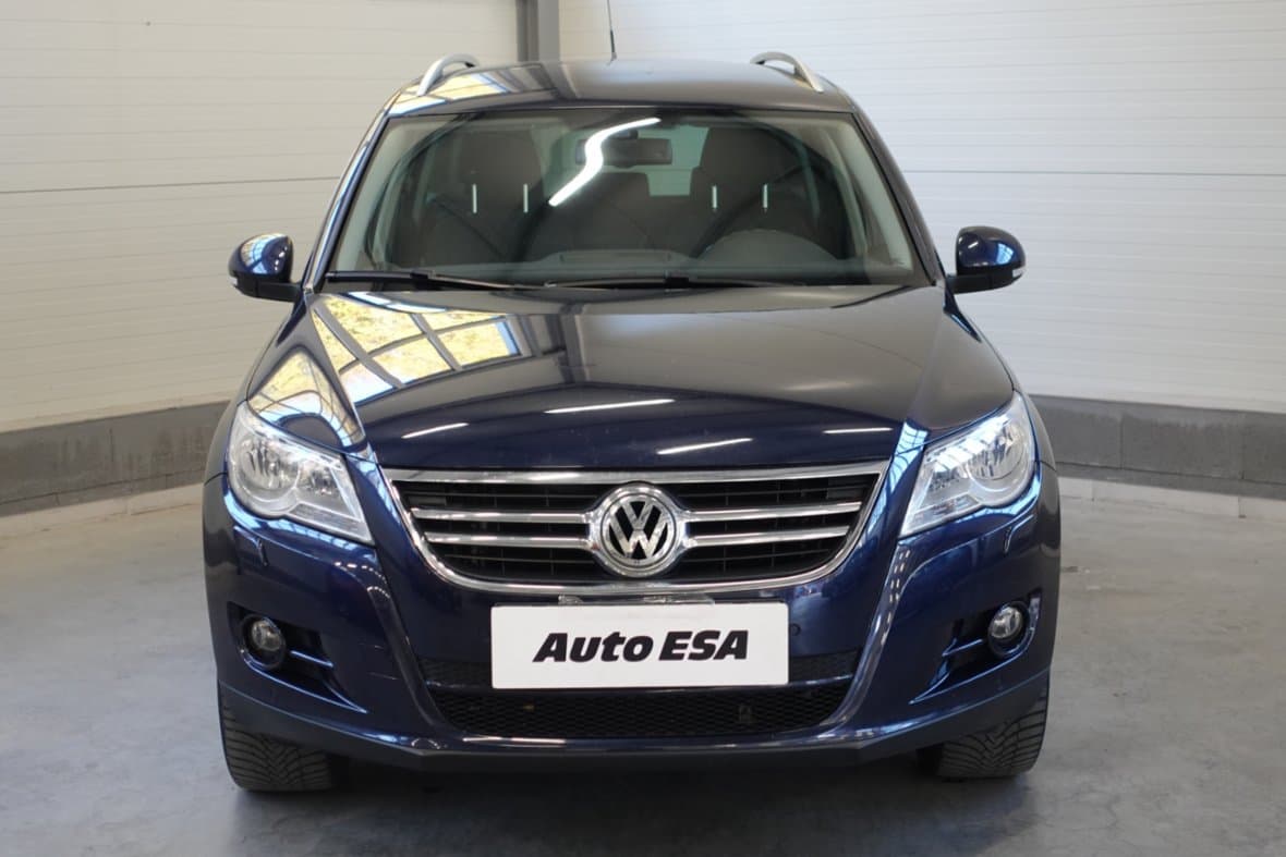 2010 Volkswagen TIGUAN - 2