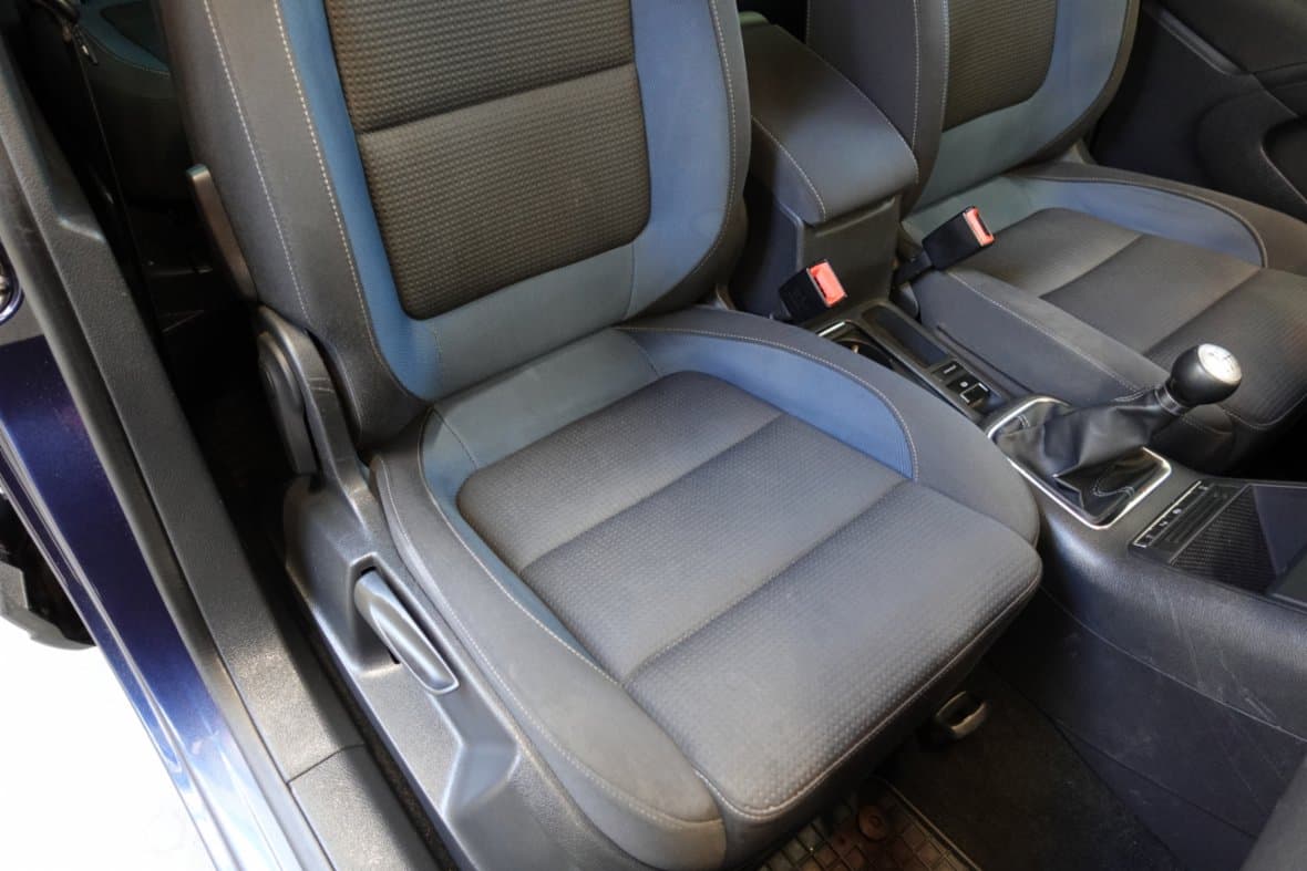 2010 Volkswagen TIGUAN - 11