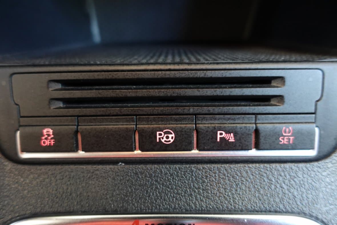 2010 Volkswagen TIGUAN - 18