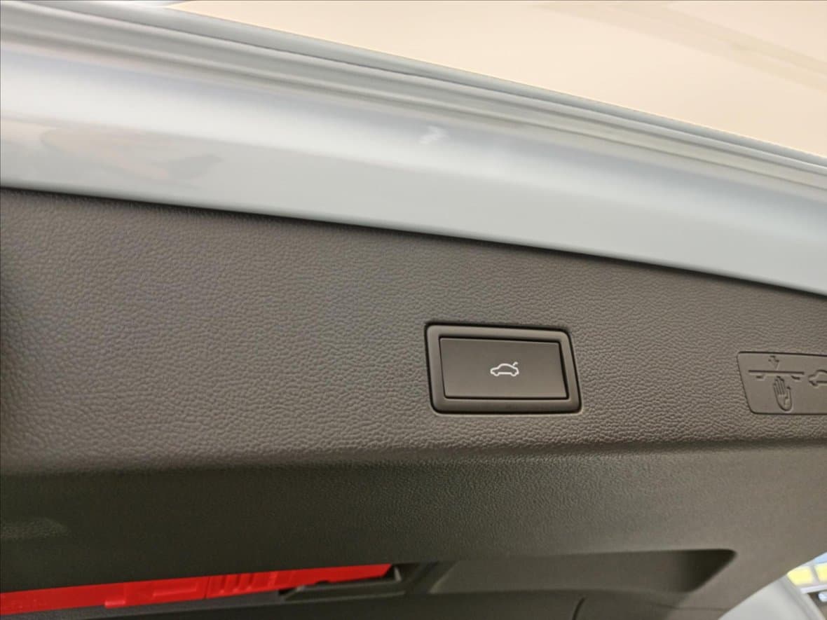 2025 Volkswagen GOLF - 15