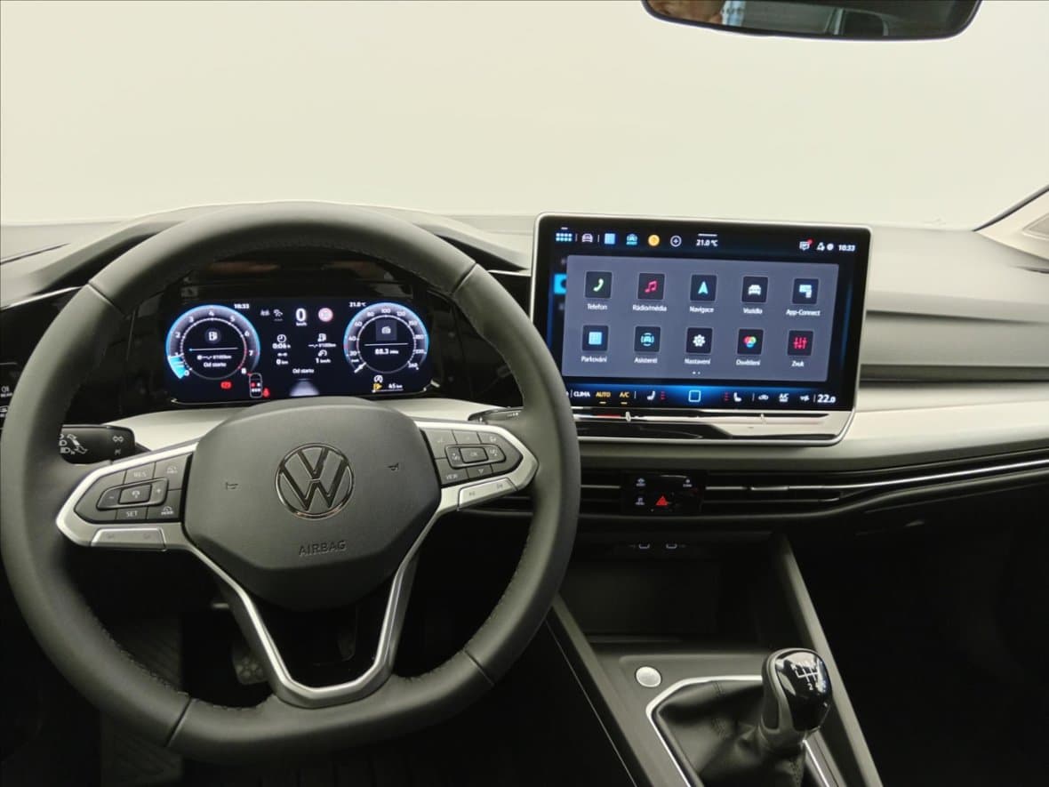 2025 Volkswagen GOLF - 17