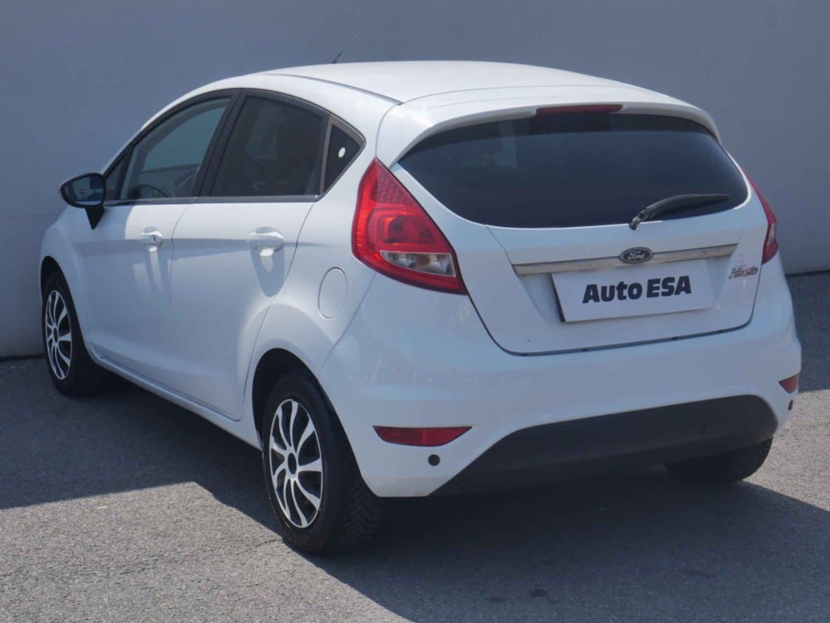 2009 Ford FIESTA - 6