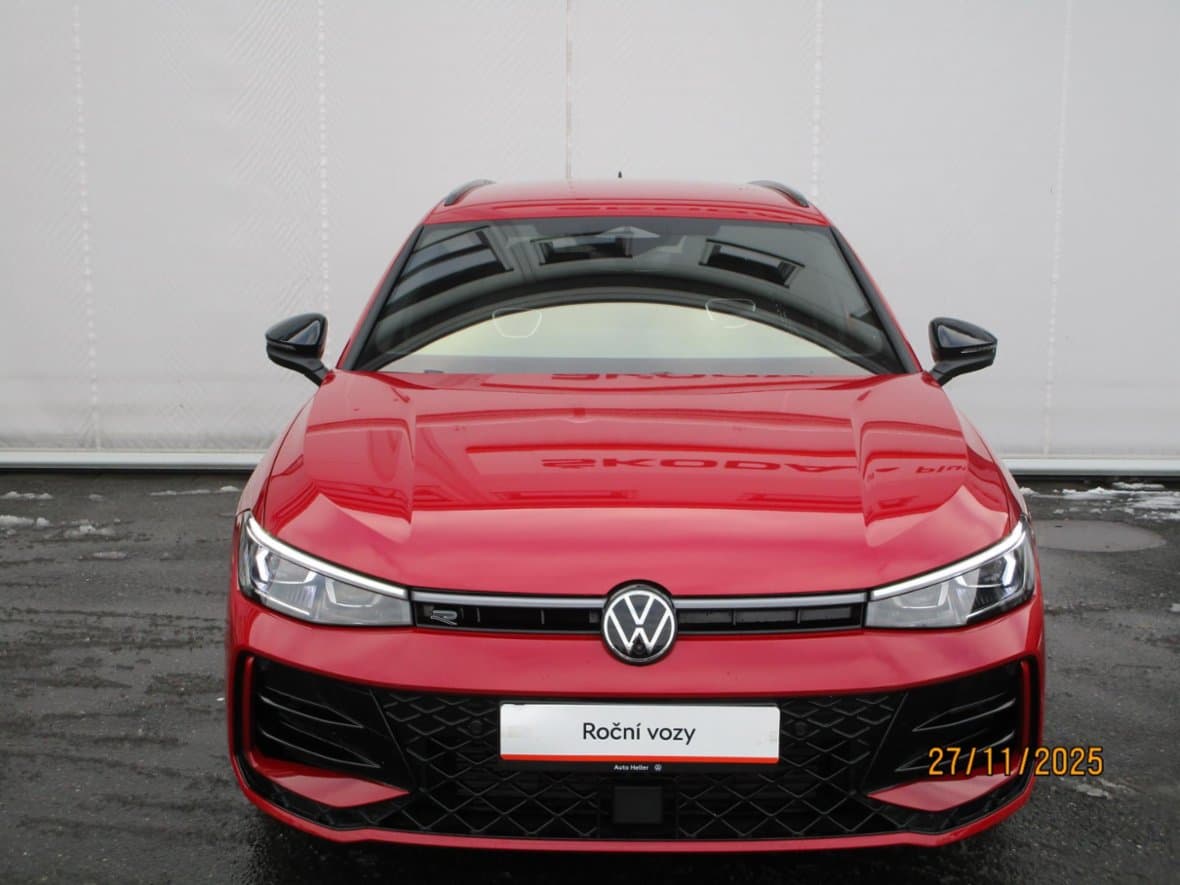 2025 Volkswagen Passat - 3