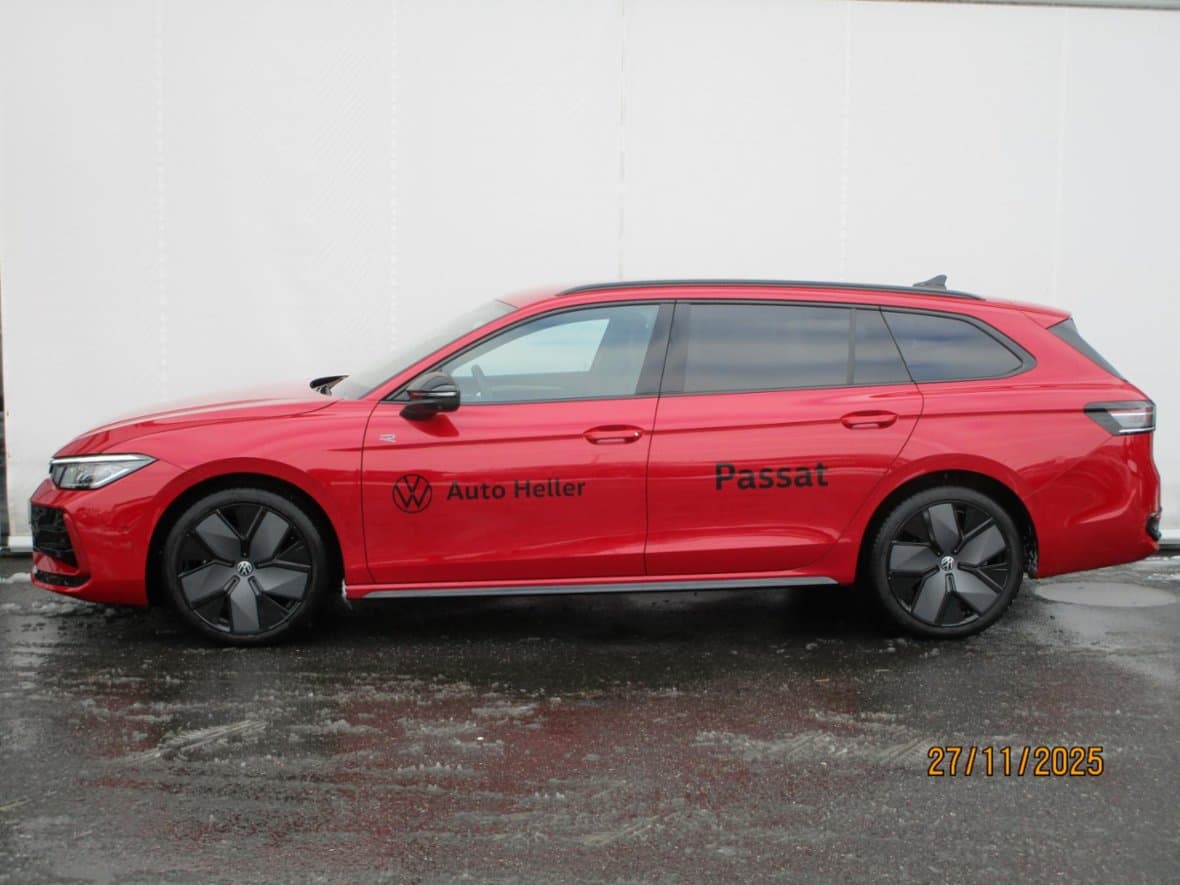 2025 Volkswagen Passat - 4