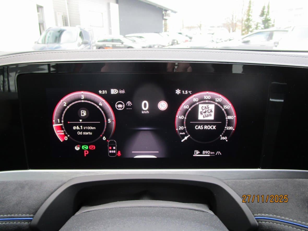 2025 Volkswagen Passat - 10