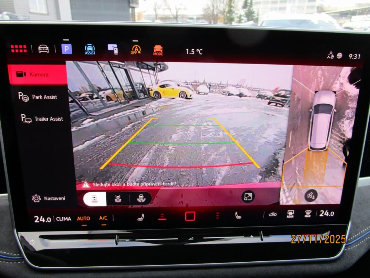 2025 Volkswagen Passat - 11