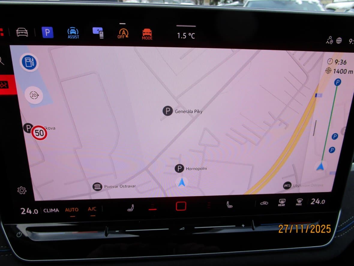 2025 Volkswagen Passat - 12