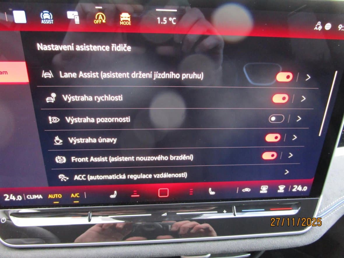 2025 Volkswagen Passat - 13