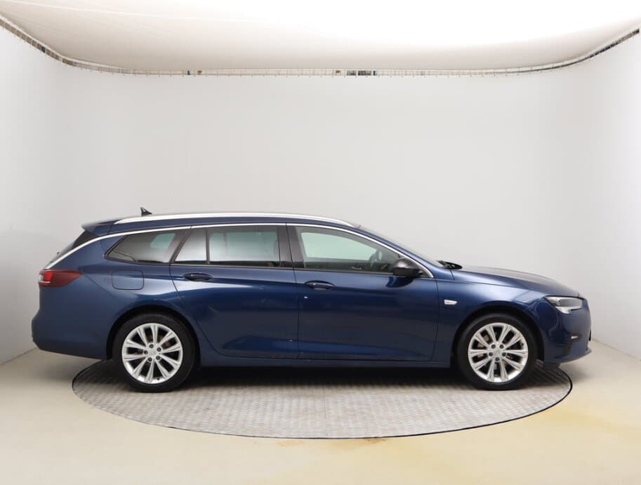 2020 Opel INSIGNIA - 8