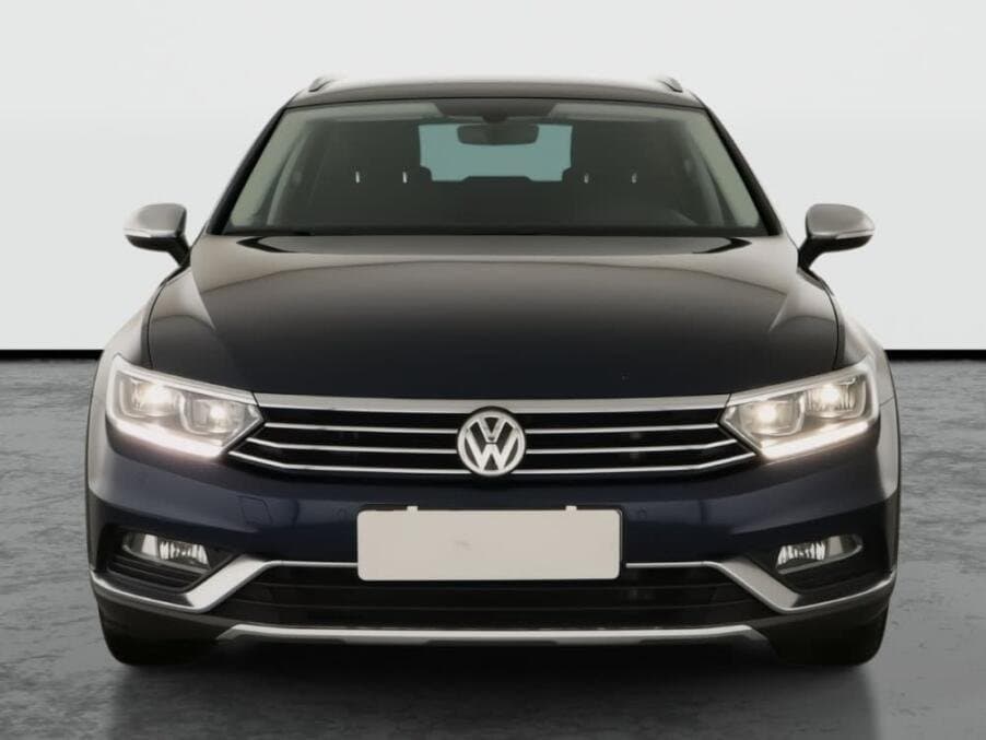 2016 Volkswagen PASSAT - 2