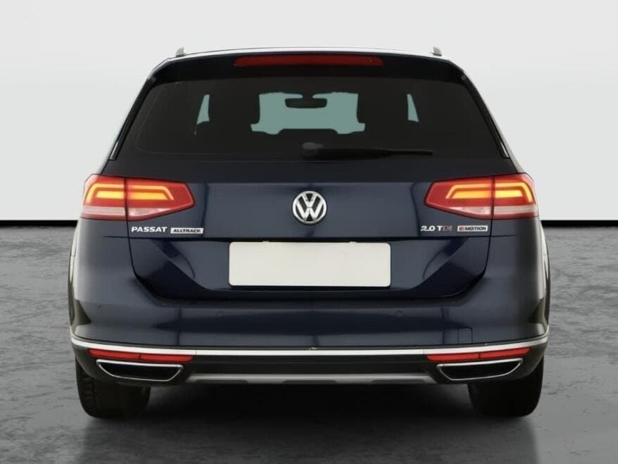 2016 Volkswagen PASSAT - 6