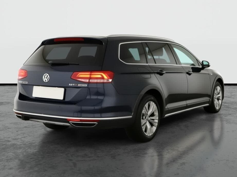 2016 Volkswagen PASSAT - 7
