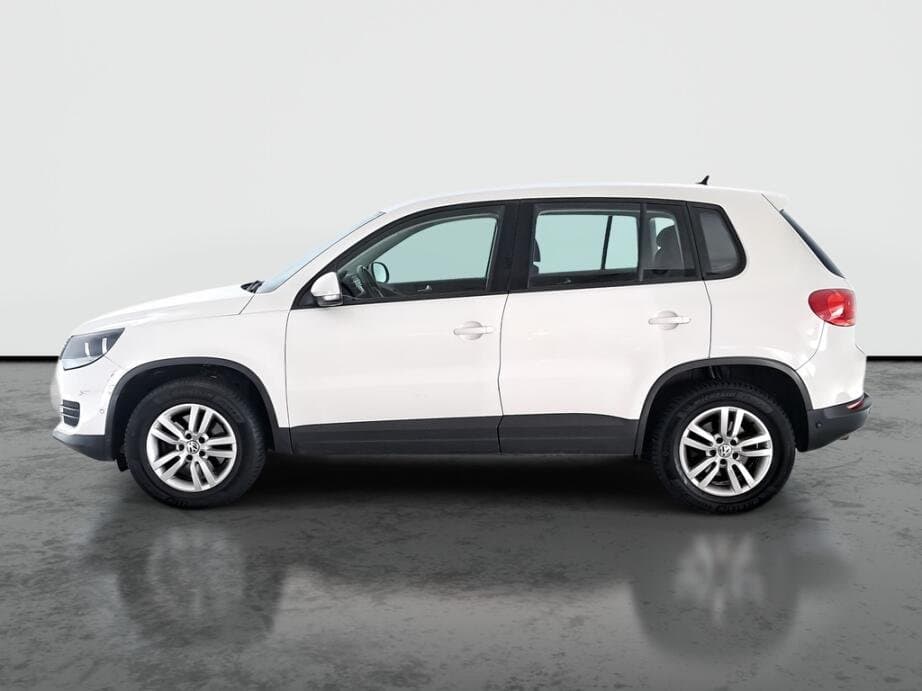 2012 Volkswagen TIGUAN - 4