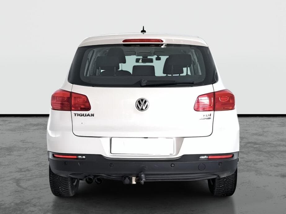 2012 Volkswagen TIGUAN - 6