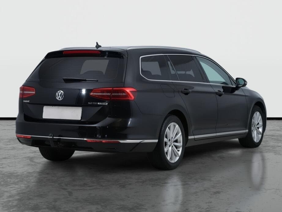 2017 Volkswagen PASSAT - 7