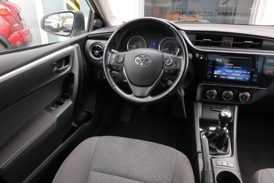 2019 Toyota COROLLA - 9