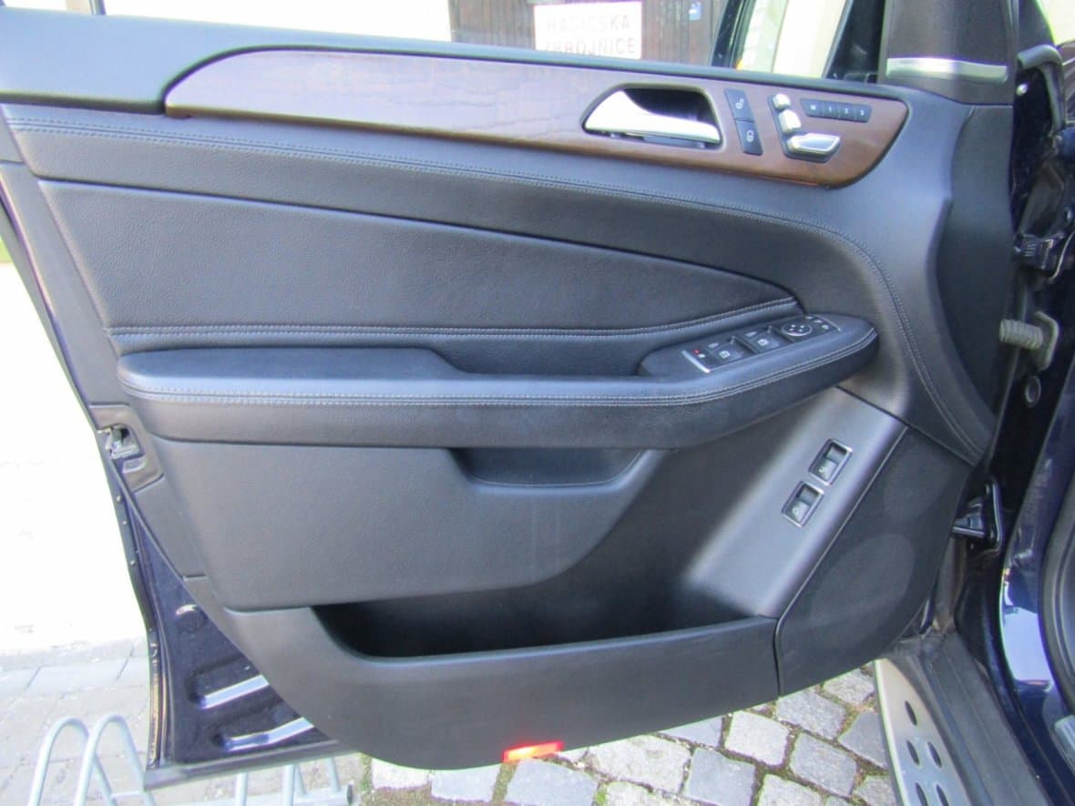 2006 Ford Galaxy - 17