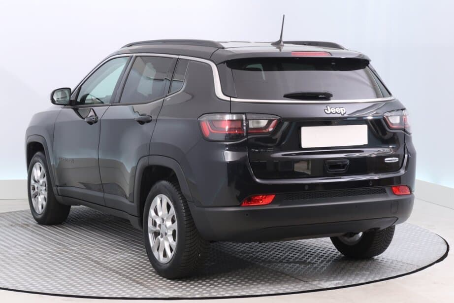 2021 Jeep COMPASS - 5