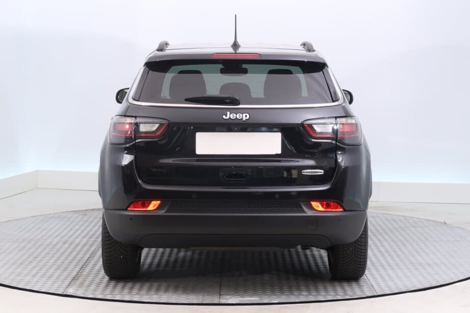 2021 Jeep COMPASS - 6