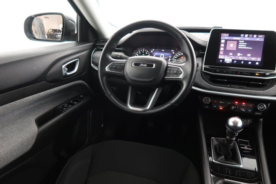 2021 Jeep COMPASS - 9