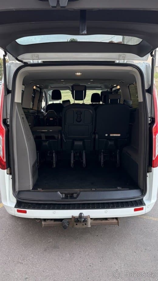 2021 Ford TOURNEO - 10