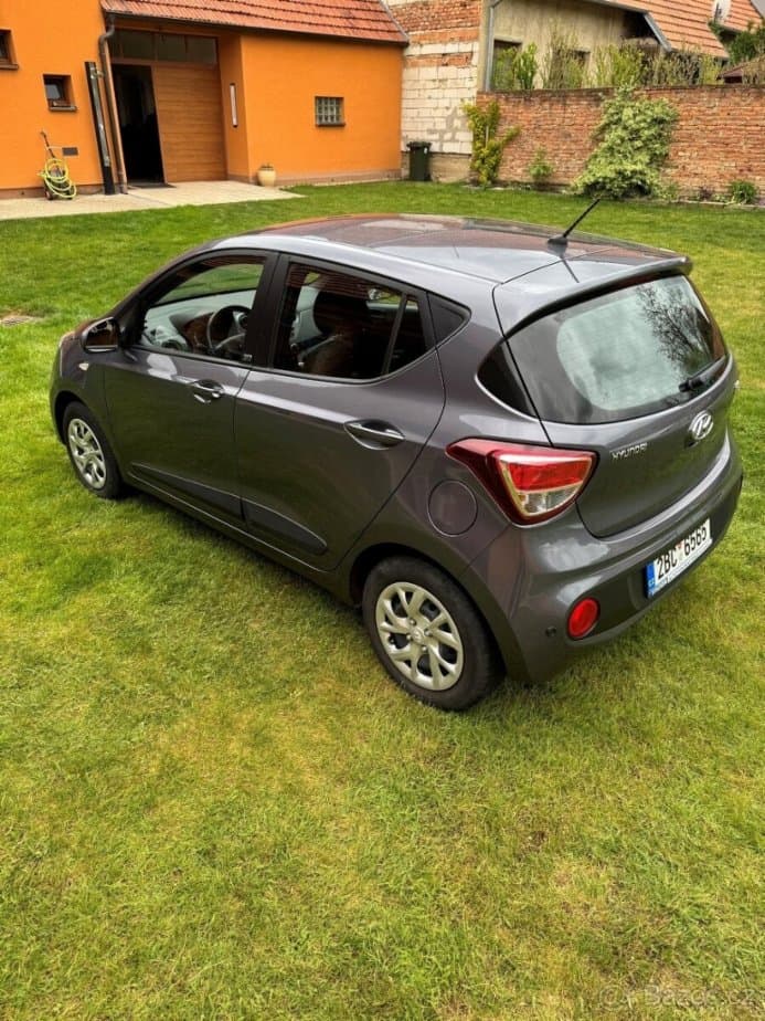 Hyundai i10 - 11