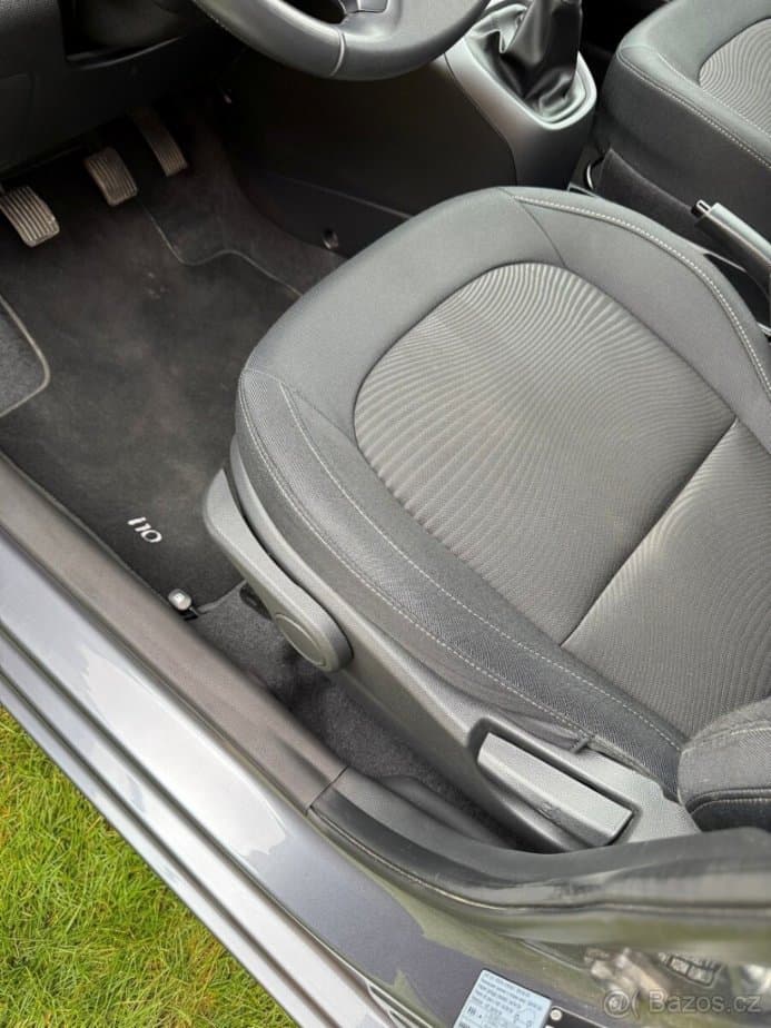 Hyundai i10 - 17