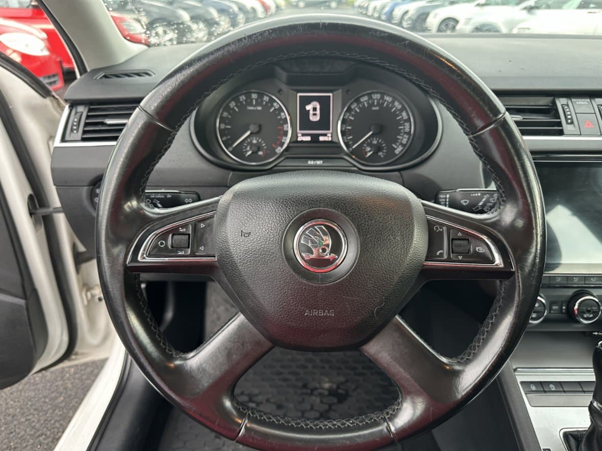 2013 Škoda OCTAVIA - 12