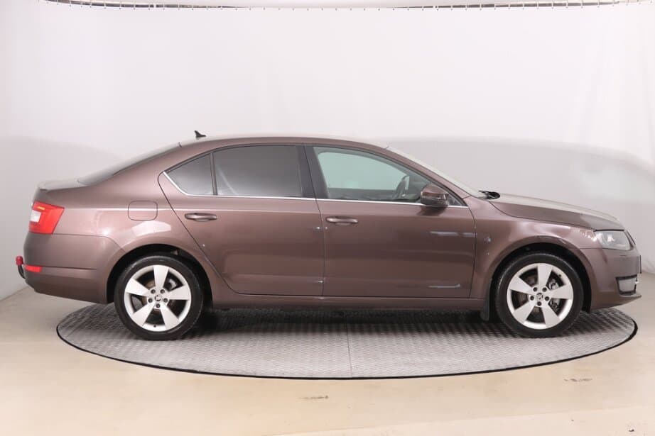 2013 Škoda OCTAVIA - 8