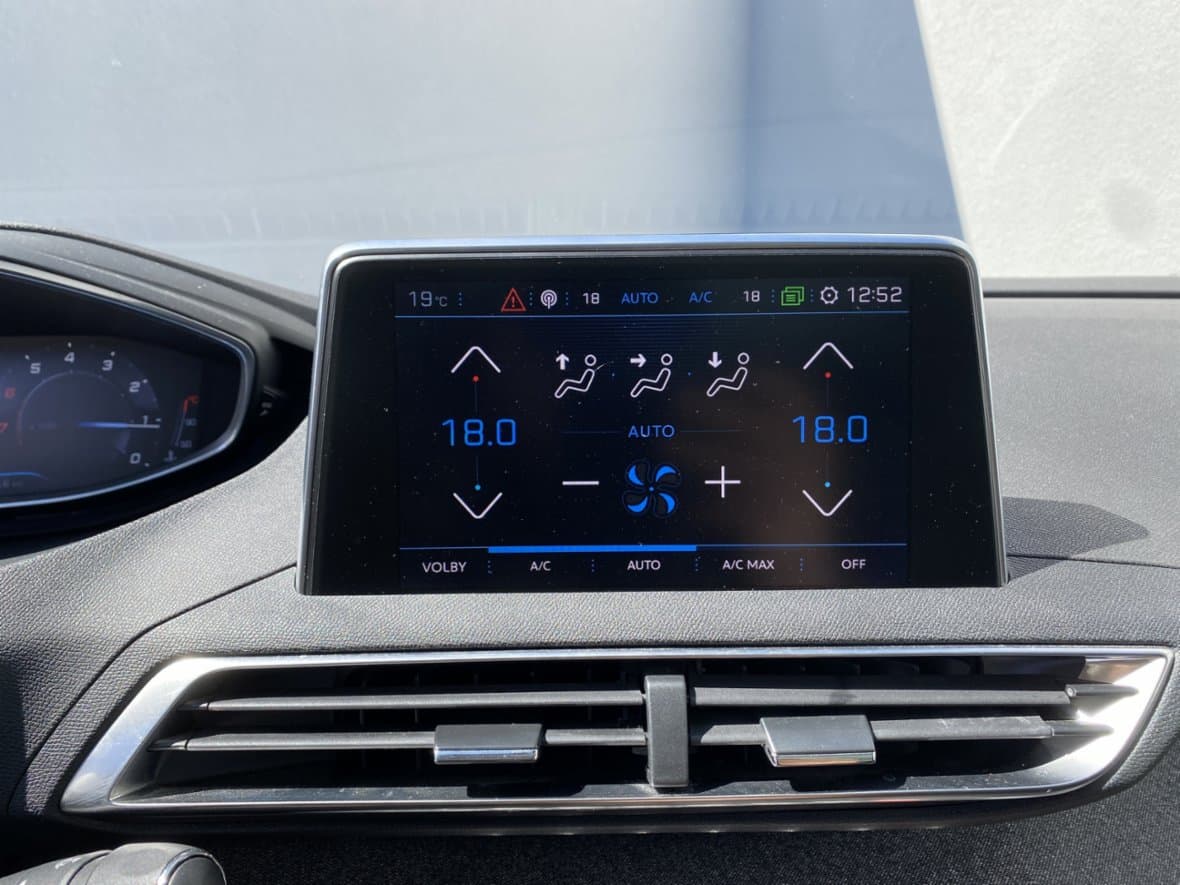 2018 Peugeot 5008 - 18