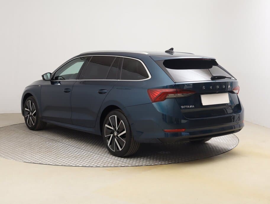 2022 Škoda OCTAVIA - 5