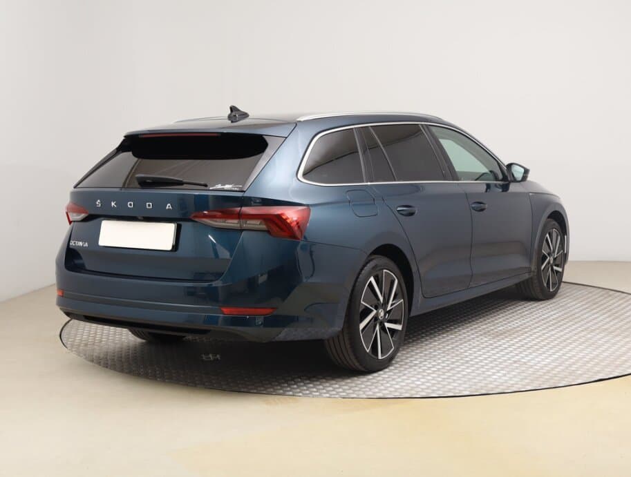 2022 Škoda OCTAVIA - 7