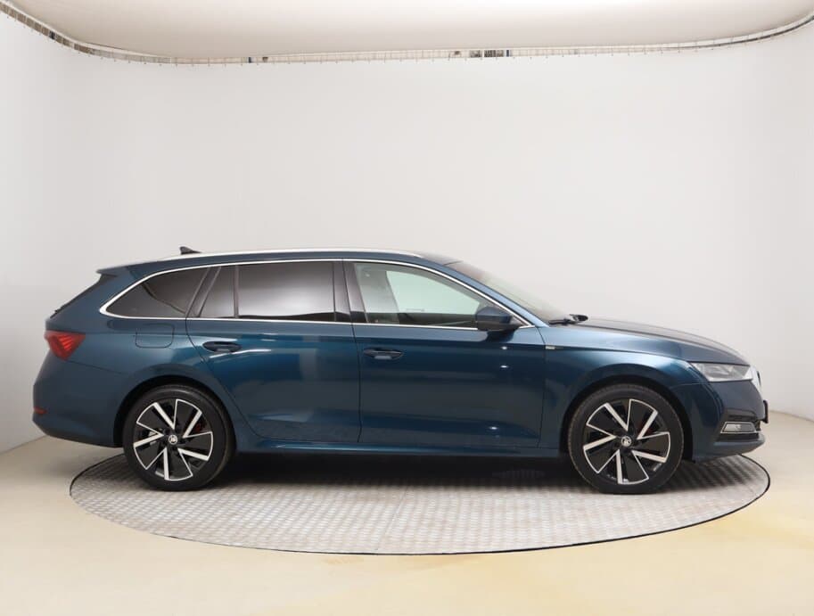 2022 Škoda OCTAVIA - 8