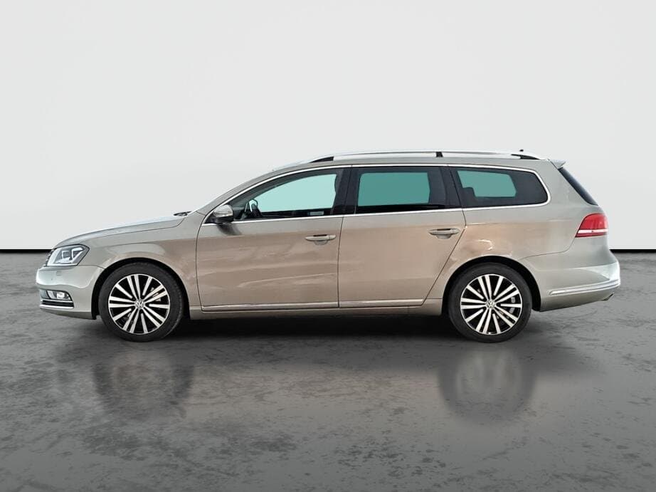 2013 Volkswagen PASSAT - 4