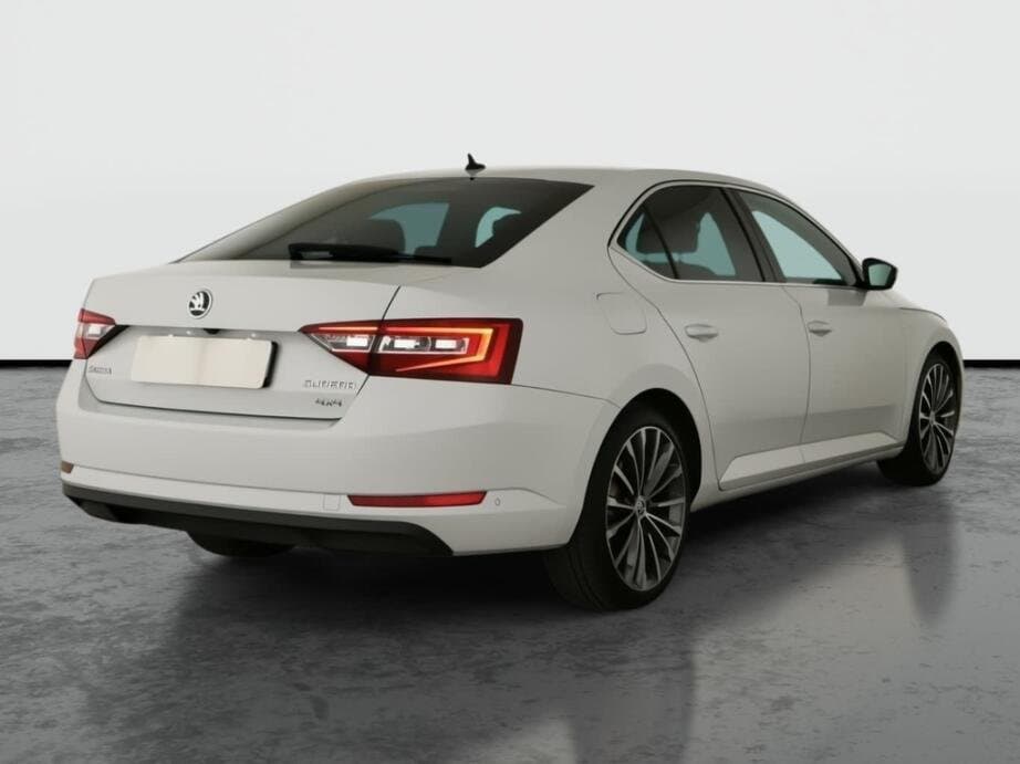 2017 Škoda SUPERB - 7