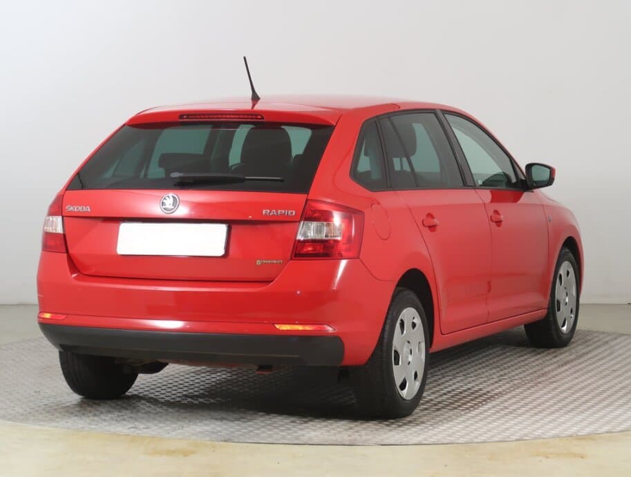 2014 Škoda RAPID - 7