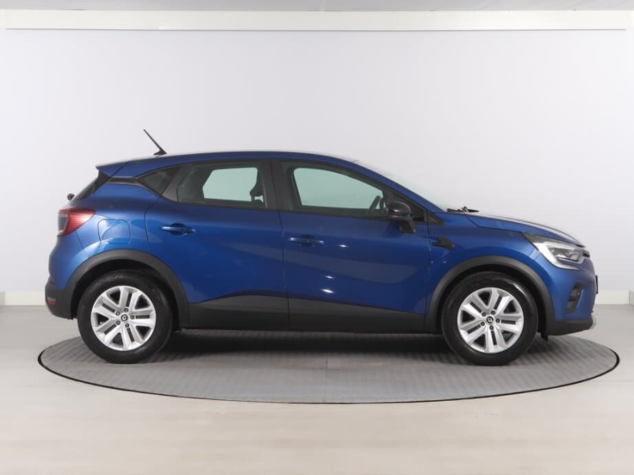 2023 Renault CAPTUR - 8