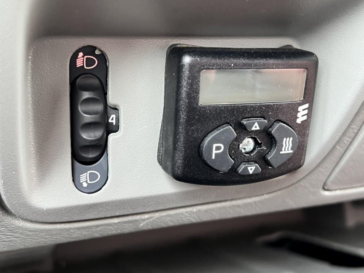 2008 Renault TRAFIC - 25