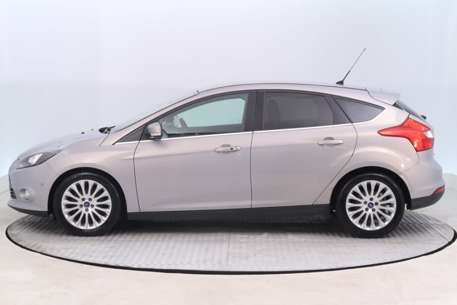 2011 Ford FOCUS - 4
