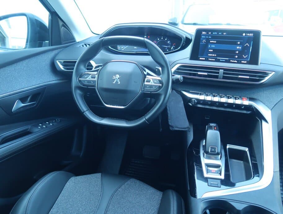 2019 Peugeot 3008 - 9