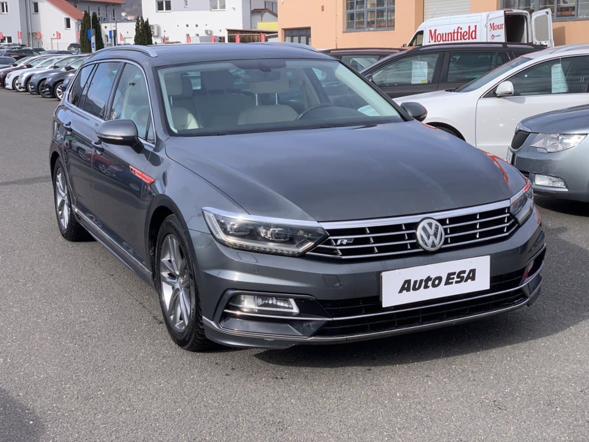 2015 Volkswagen PASSAT