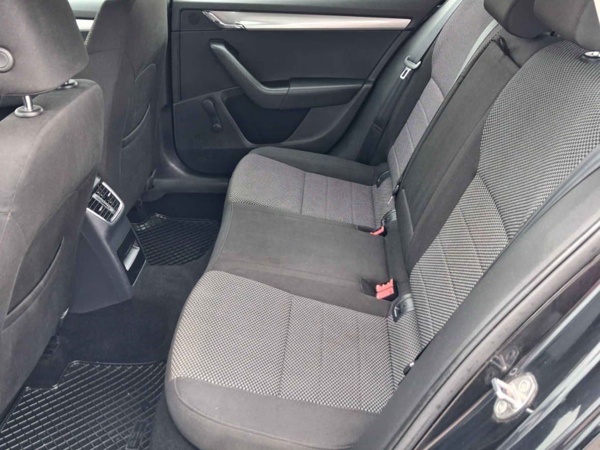 2015 Škoda OCTAVIA - 10