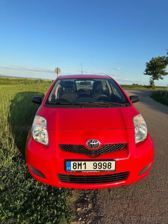 2009 Toyota YARIS - 4