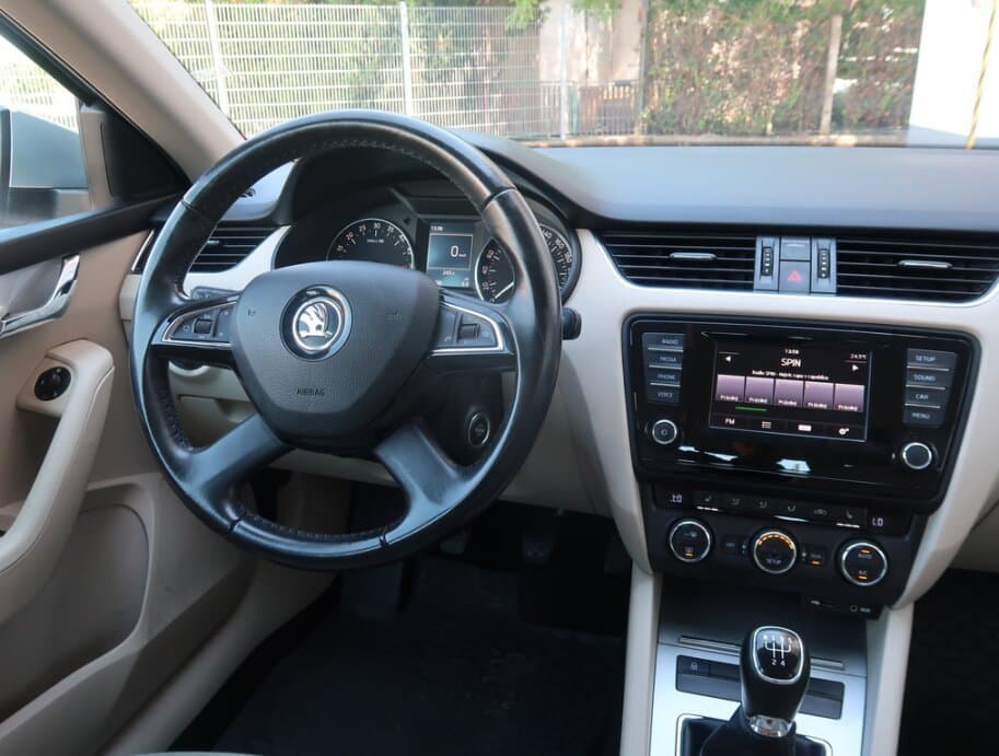 2014 Škoda OCTAVIA - 9