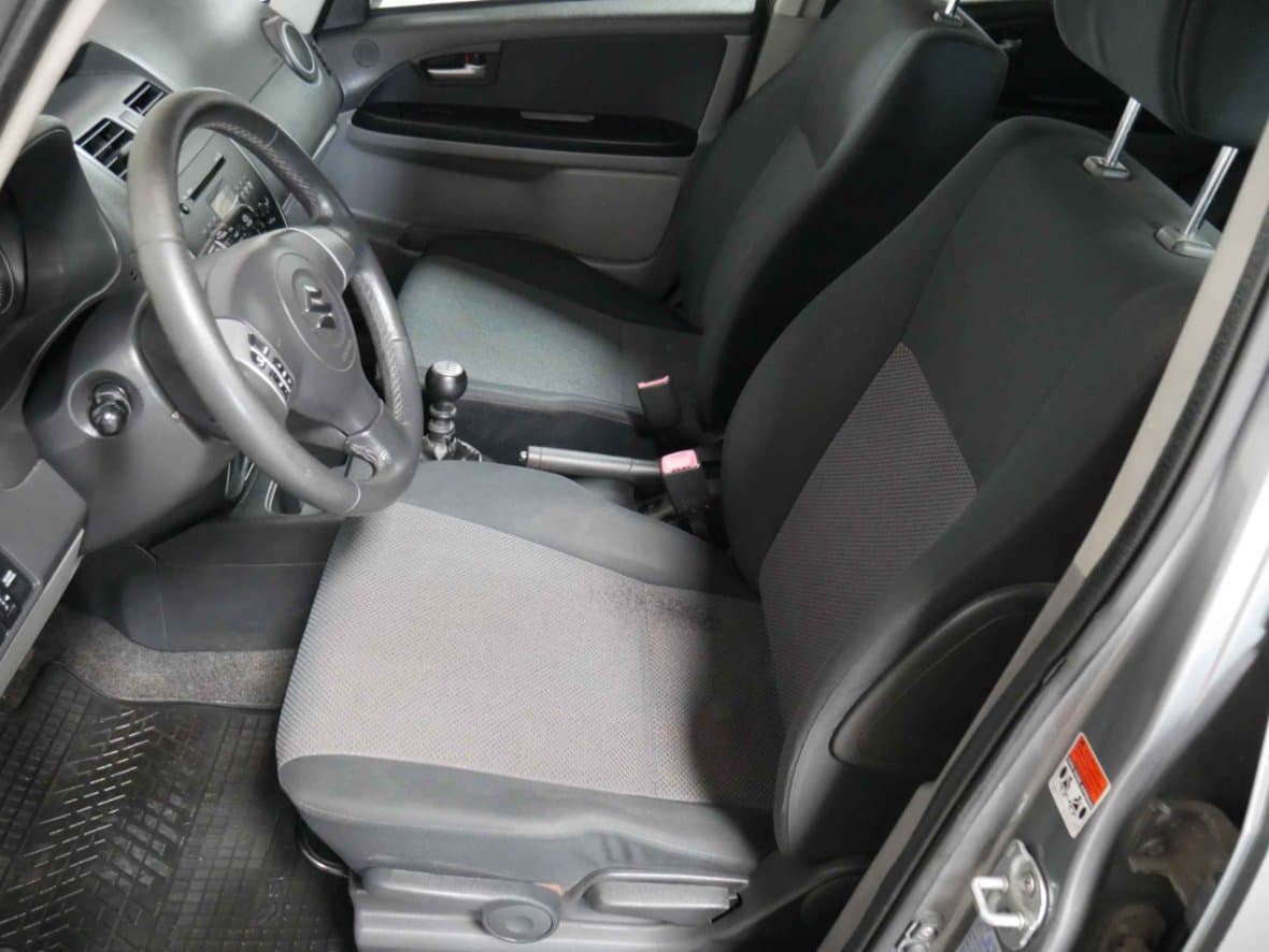 2006 Suzuki SX4 - 9